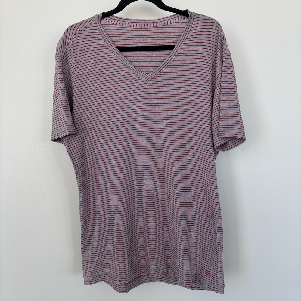 Lululemon Short Sleeved‎ Striped V-Neck Shirt Size Men’s L